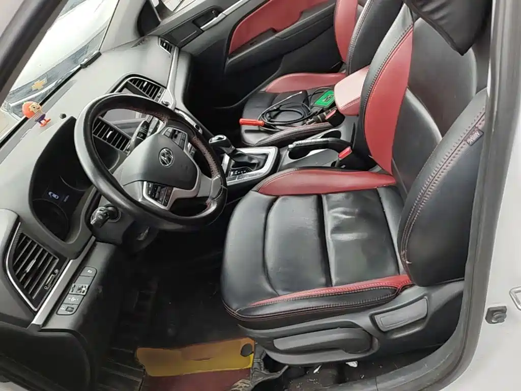 Hyundai Elantra 2018 — фото 15