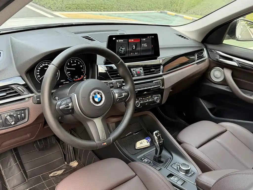 BMW X1 2022 — фото 11