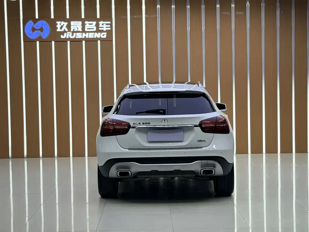 Mercedes-Benz GLA 2018 — фото 22