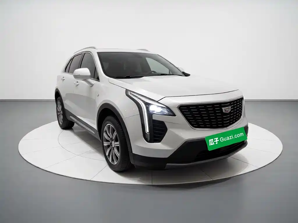Cadillac XT4 2020 — фото 3