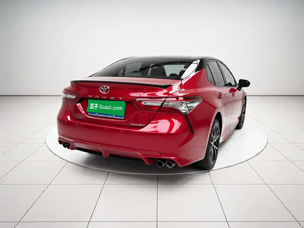 Toyota Camry 2020 — фото 6