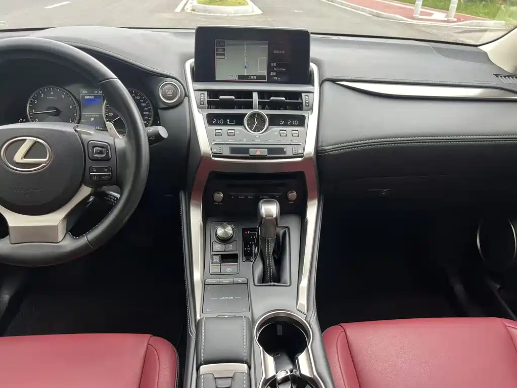 Lexus NX 2020 — фото 14