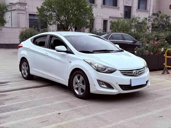 Hyundai Elantra Langdong 2014