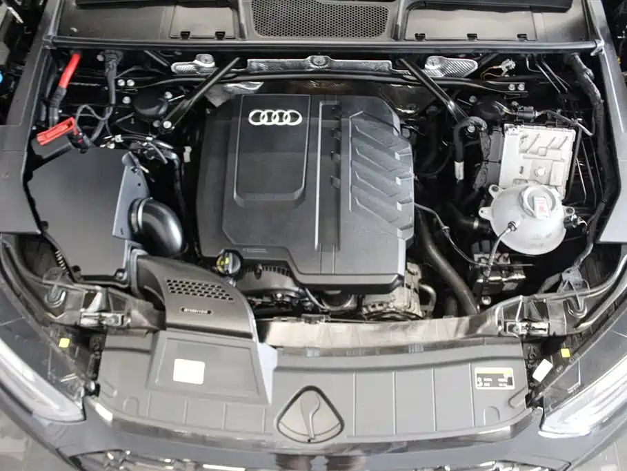 Audi Q5L 2025 — фото 16