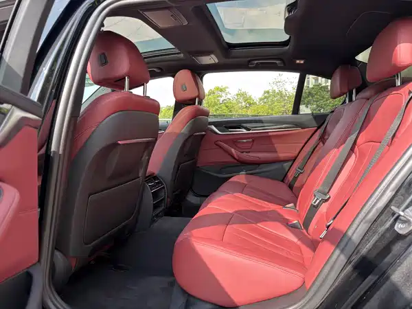 BMW 5 Series 2019