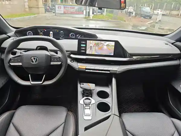 Changan UNI-V 2022