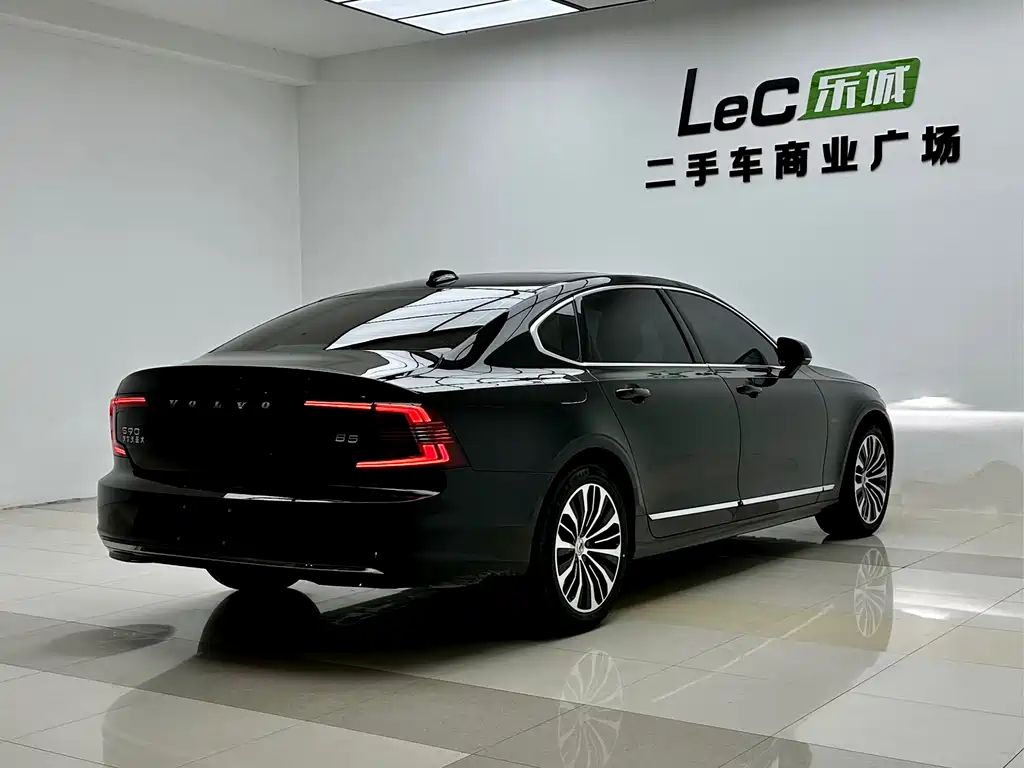 Volvo S90 2024 — фото 6