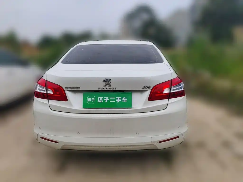 Peugeot 408 2016