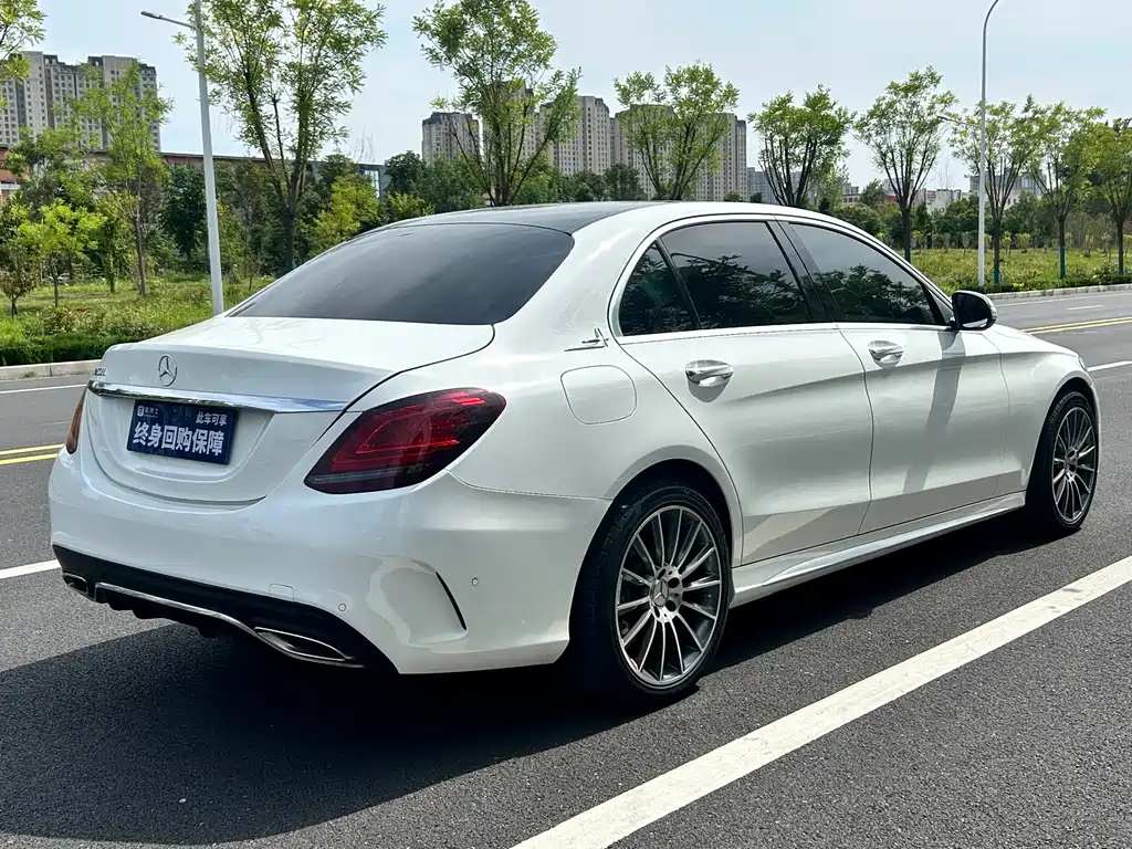 Mercedes-Benz C-Class 2020