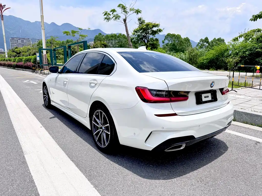 BMW 3 Series 2020 — фото 12