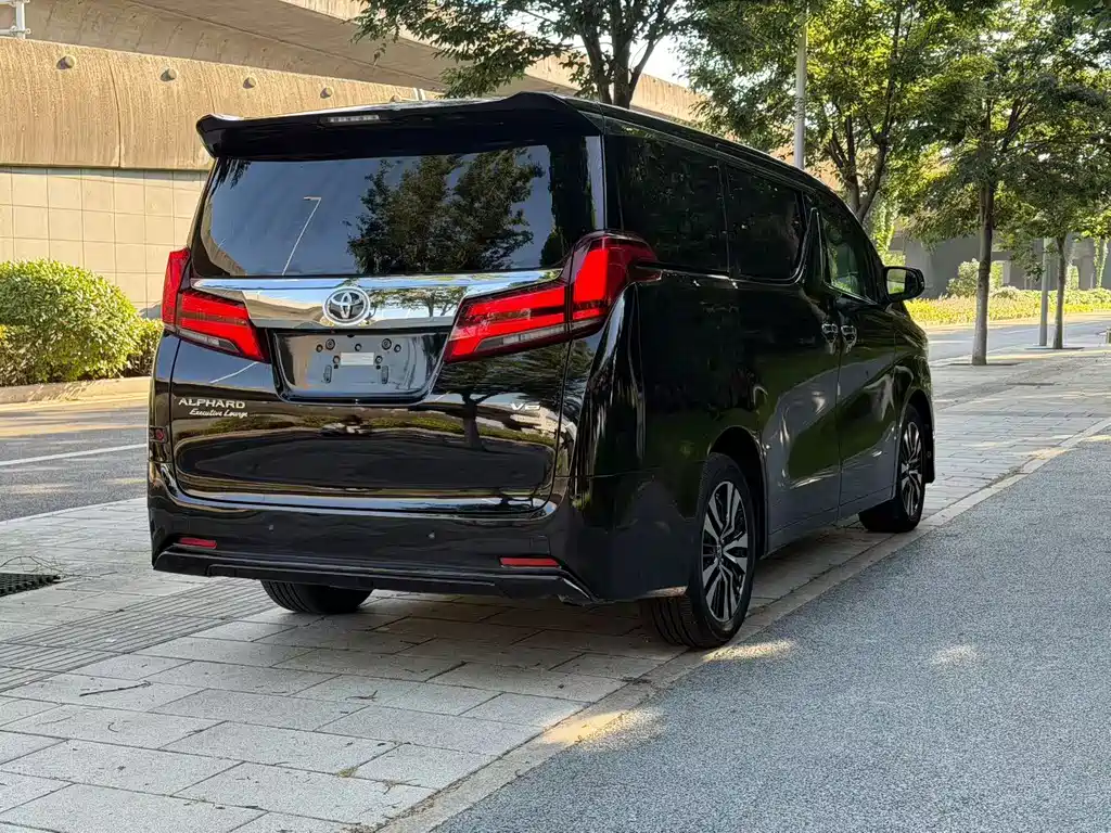 Toyota Alphard 2019 — фото 7