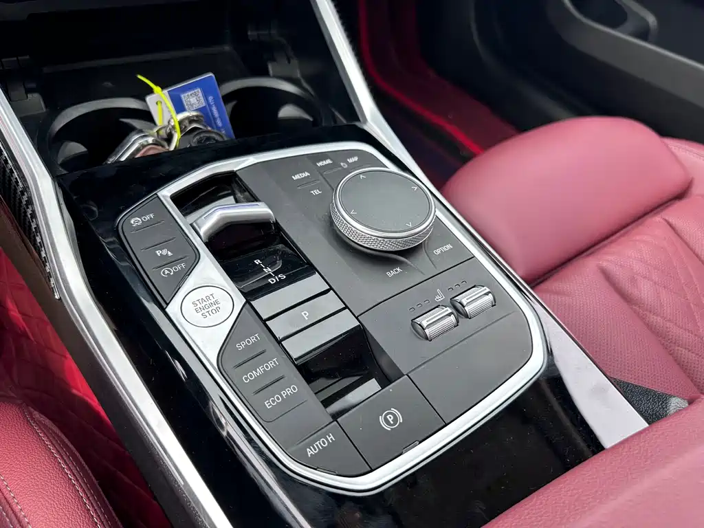 BMW 3 Series 2023 — фото 10