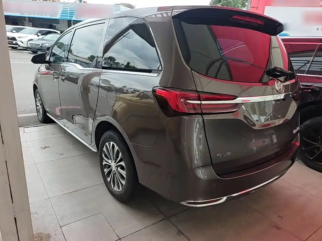 Buick GL8 2023