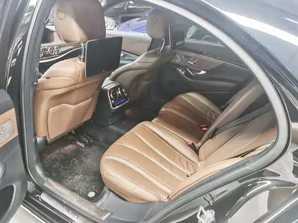 Mercedes-Benz S-Class 2020