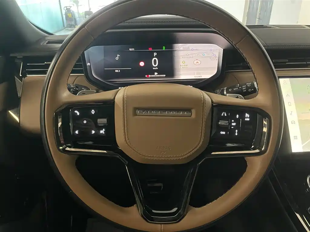 Land Rover Range Rover Sport 2023 — фото 13
