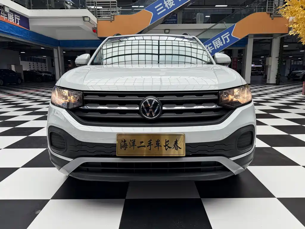 Volkswagen Tacqua 2022