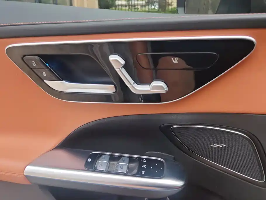 Mercedes-Benz C-Class 2022