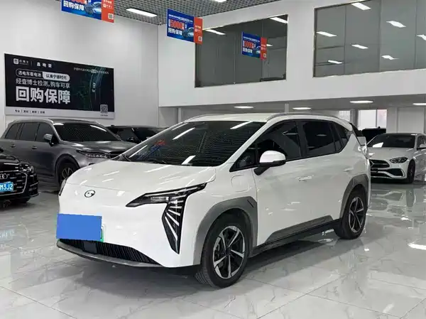 Aion Y 2025
