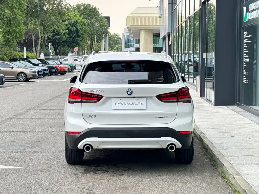 BMW X1 2021 — фото 6