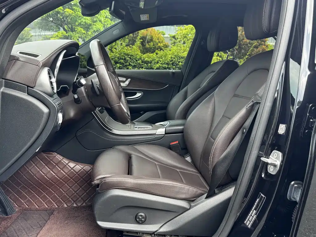 Mercedes-Benz GLC 2021 — фото 15