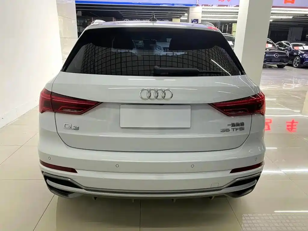 Audi Q3 2022
