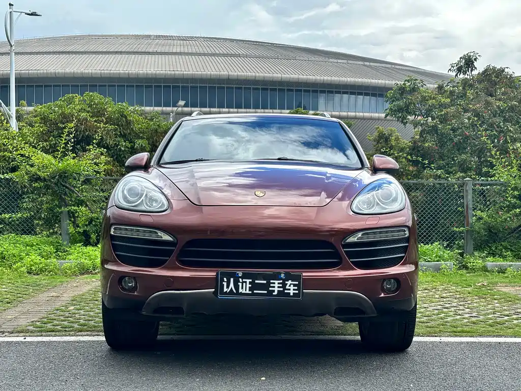Porsche Cayenne 2013 — фото 2