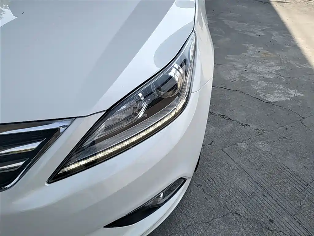 Changan Eado 2017 — фото 24