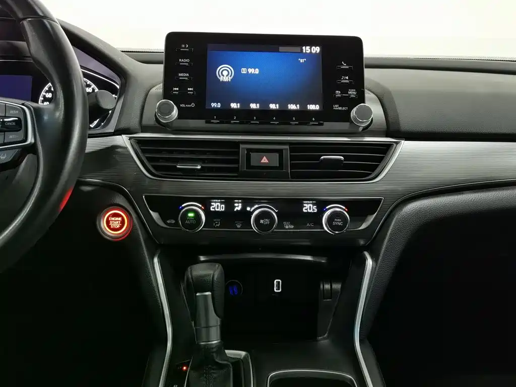 Honda Accord 2020 — фото 12
