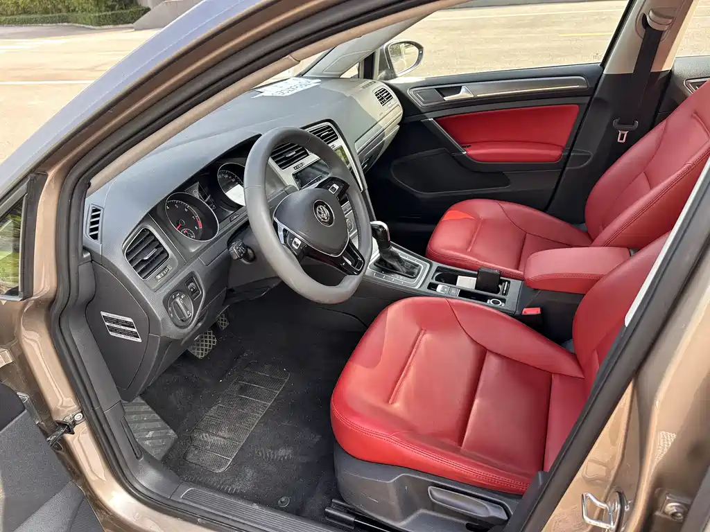 Volkswagen Golf 2016