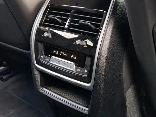 BMW XM 2023