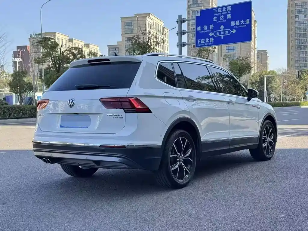 Volkswagen Tiguan L 2017