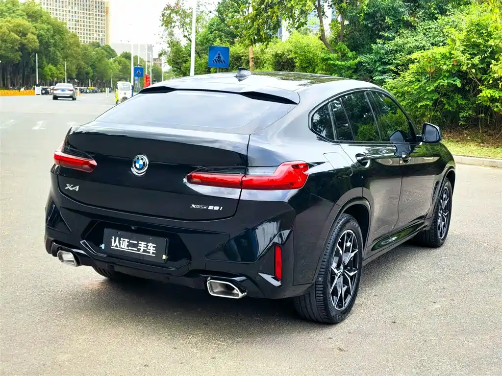 BMW X4 2022