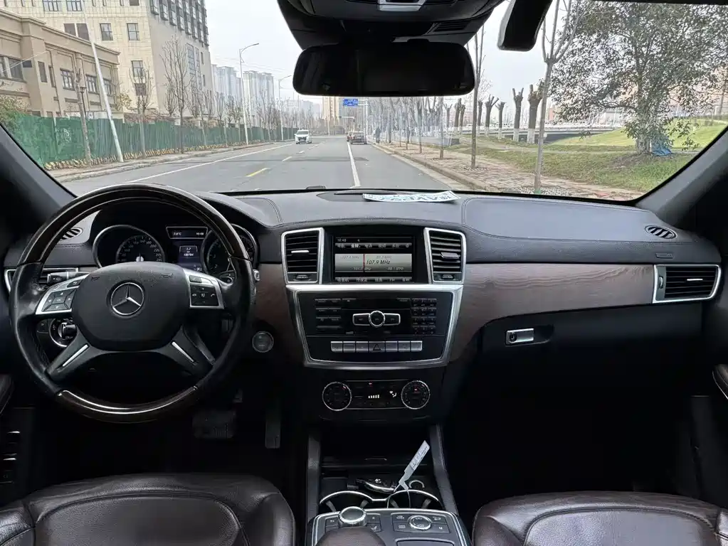 Mercedes-Benz GL-Class 2014 — фото 13