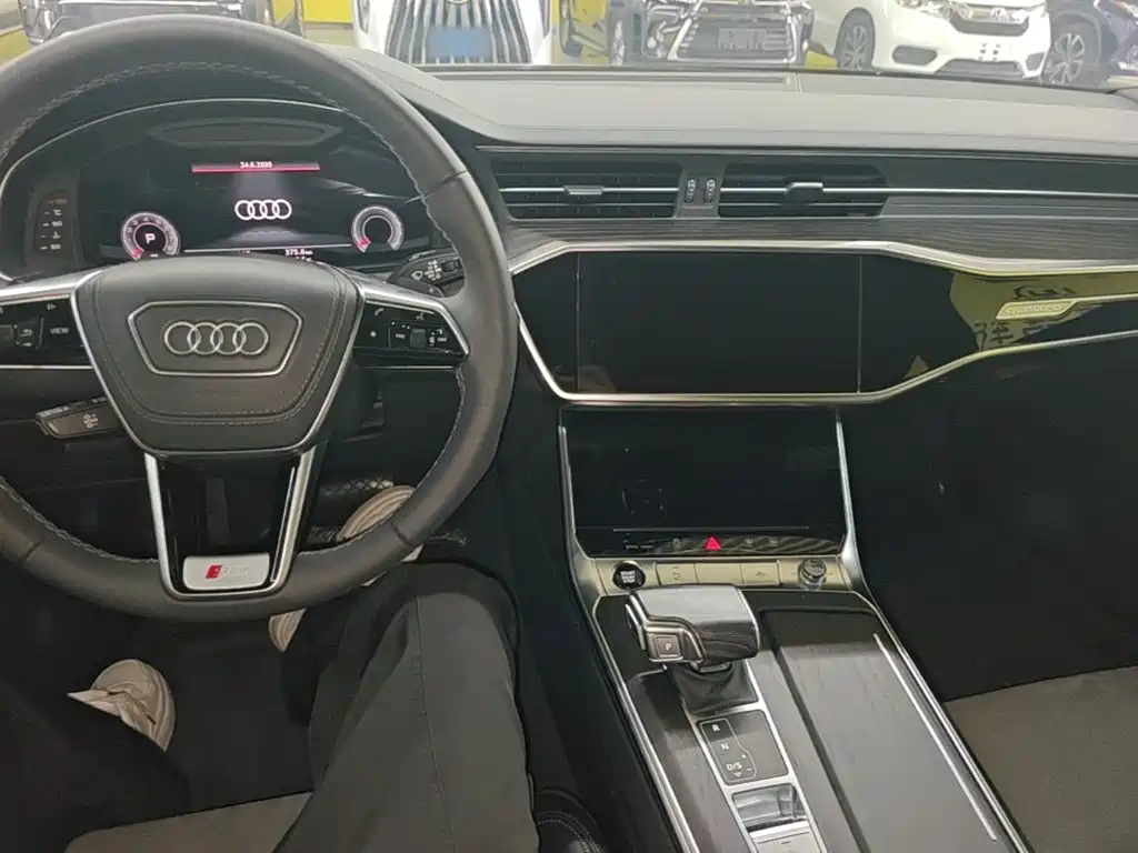Audi A6L 2023 — фото 10