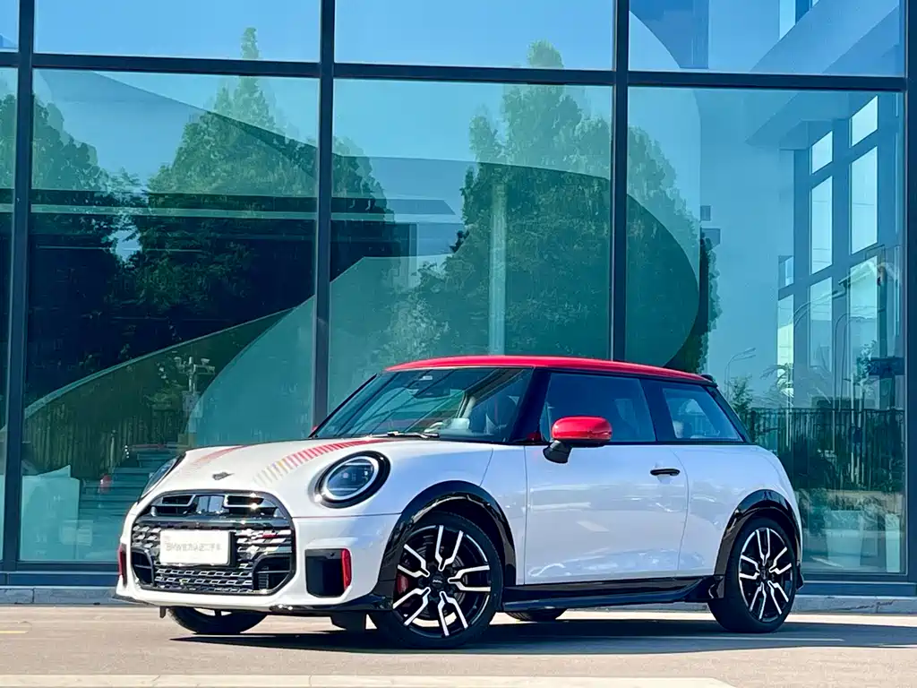 MINI JCW — фото 1