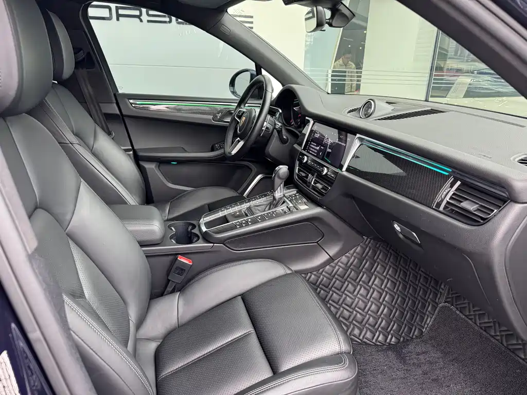 Porsche Macan 2021 — фото 14