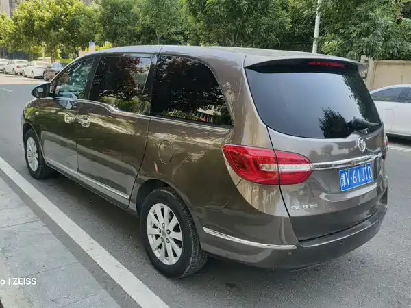 Buick GL8 2017