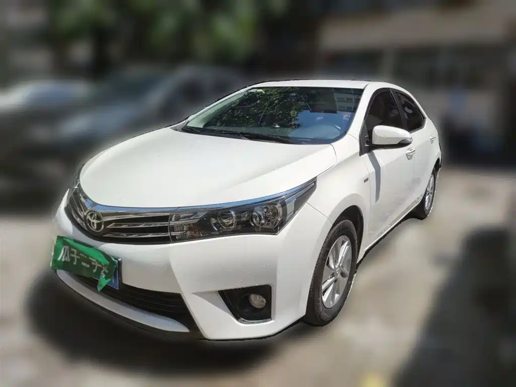 Toyota Corolla 2018 — фото 1