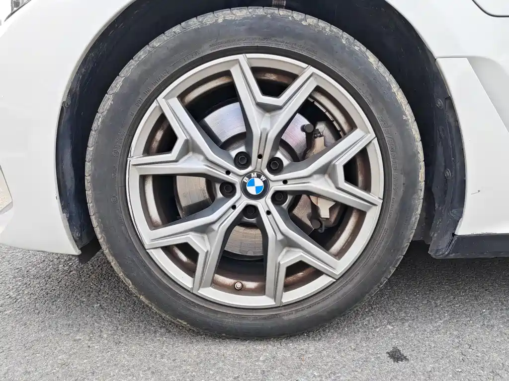 BMW i3 2024 — фото 9
