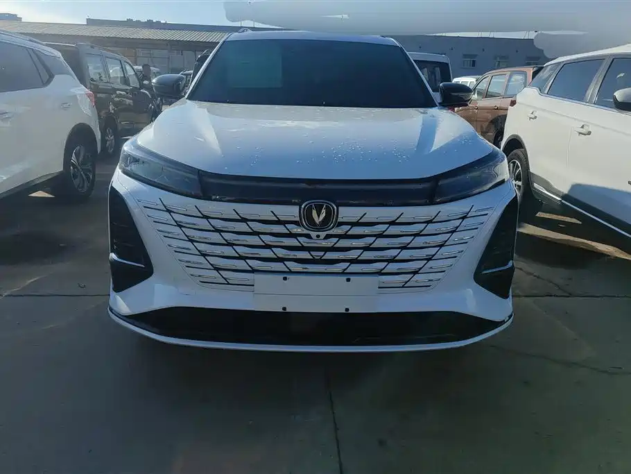 Changan CS75 PLUS 2024 — фото 2