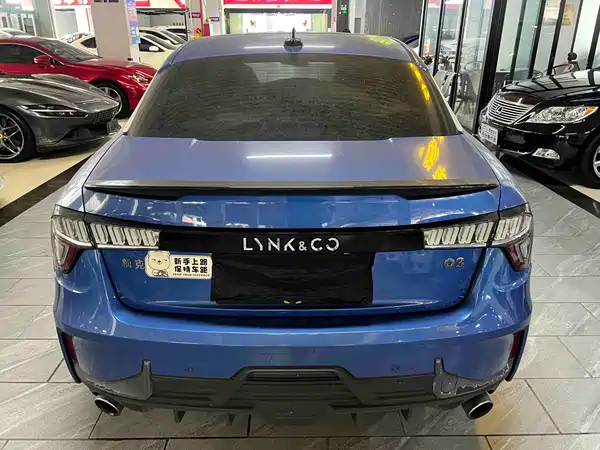 Lynk & Co 03 2020