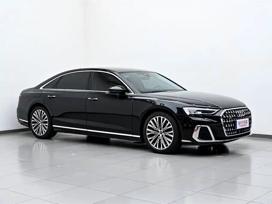 Audi A8 2025