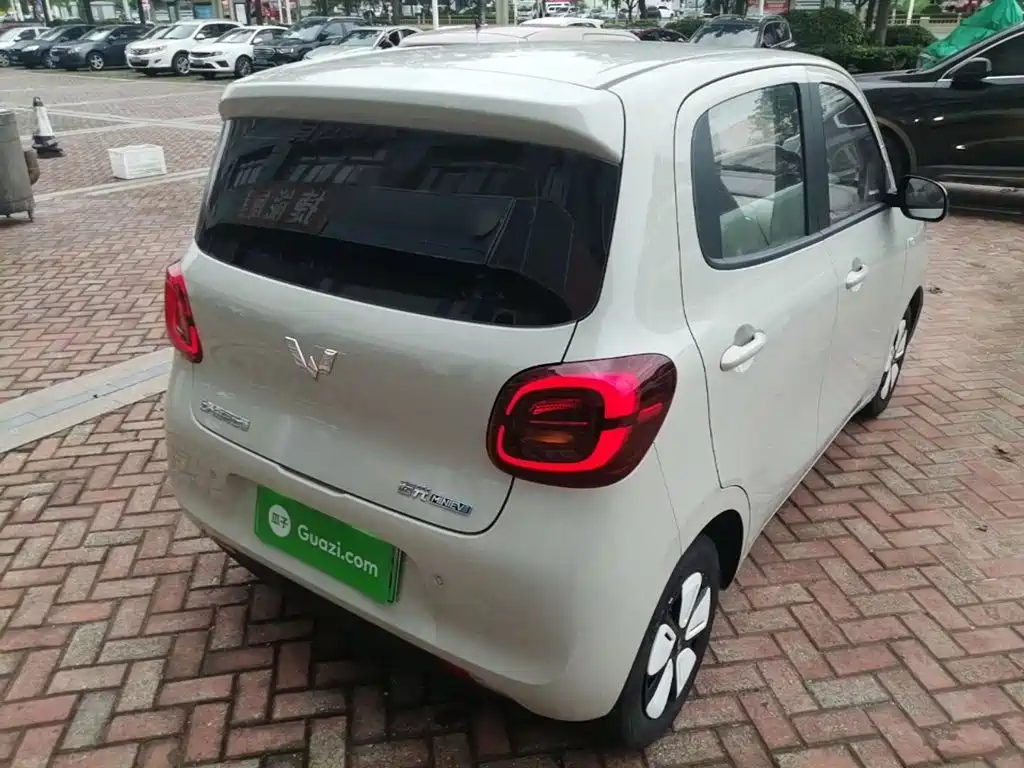 Wuling Hongguang MINIEV 2025
