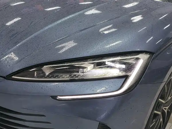 BYD Seal 07 DM-i 2025