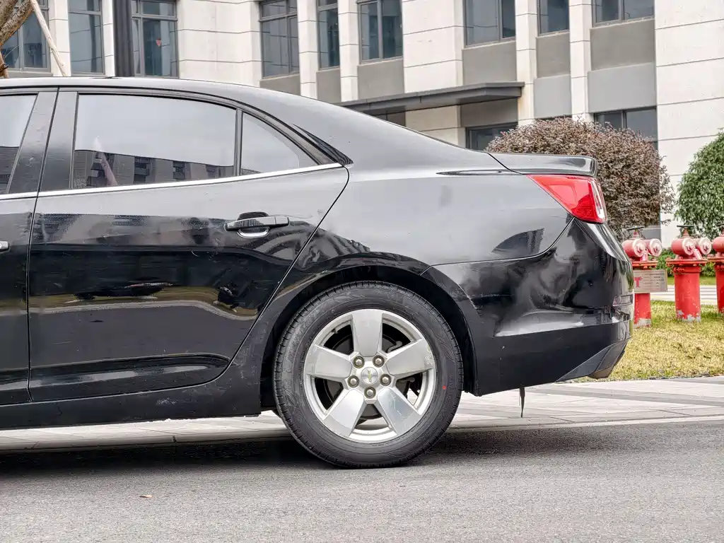 Chevrolet Malibu 2015 — фото 9