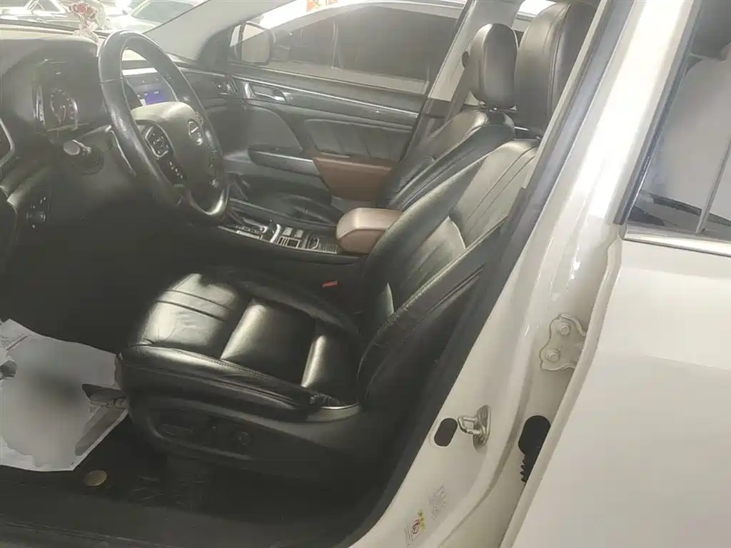 GAC Motor Trumpchi GS7 2018 — фото 15