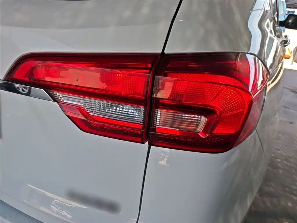 Haval M6 2019 — фото 8