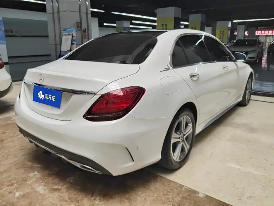 Mercedes-Benz C-Class 2019