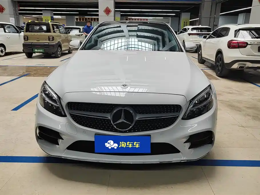 Mercedes-Benz C-Class 2019