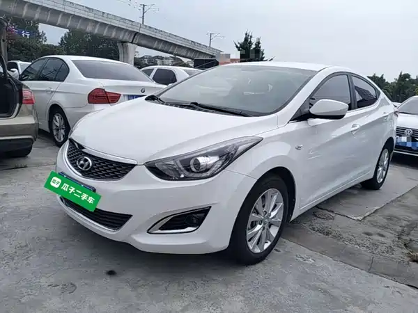 Hyundai Elantra Langdong 2017